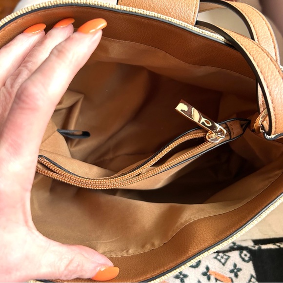 Luella Grey London Beige Shoulder/Crossbody Tote Satchel w/ gold accent NWOT - Picture 5 of 8